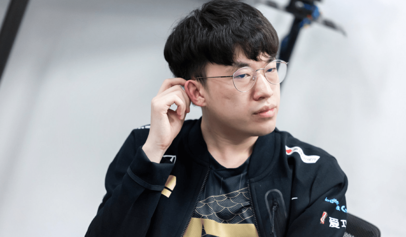 九游游戏-蒂姆在RNG比赛中反败为胜，战术调整引发热议！-九游游戏